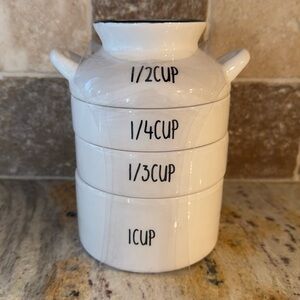 Stacked Measuring Cups